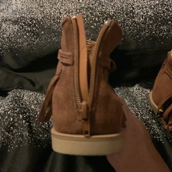 ~FREE W/PURCHASE~Boho Sandals - Picture 5 of 6